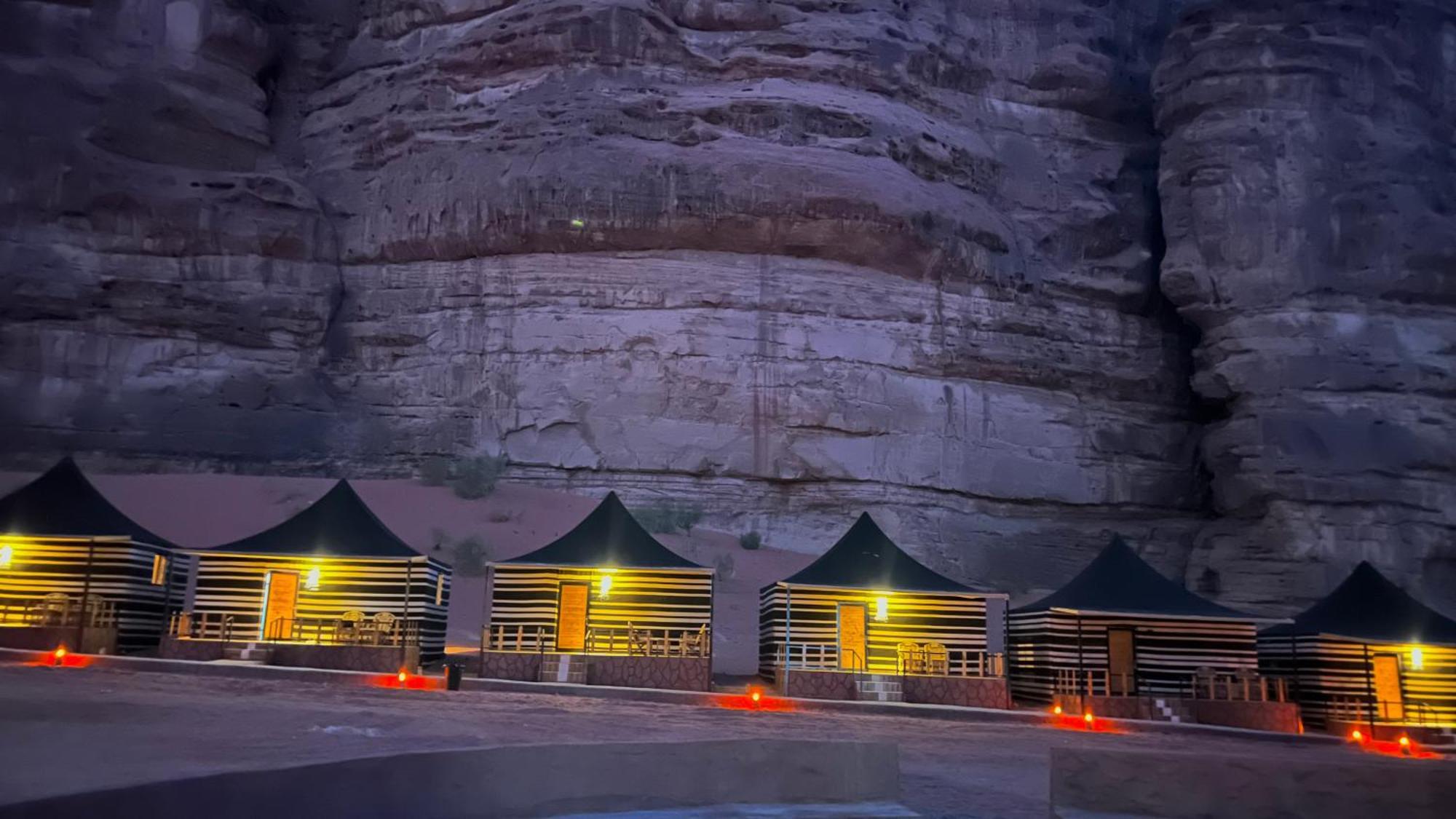 Star Camp & With Tor Wadi Rum Exterior foto